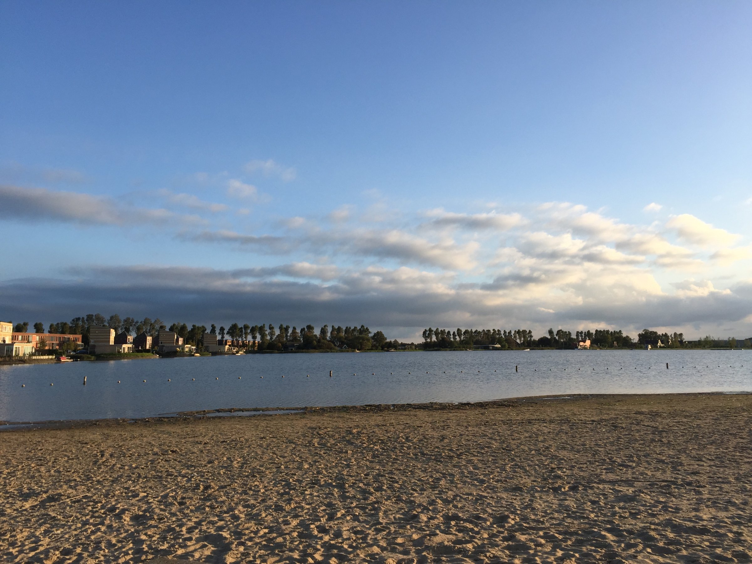 Zwembad Strand van Luna