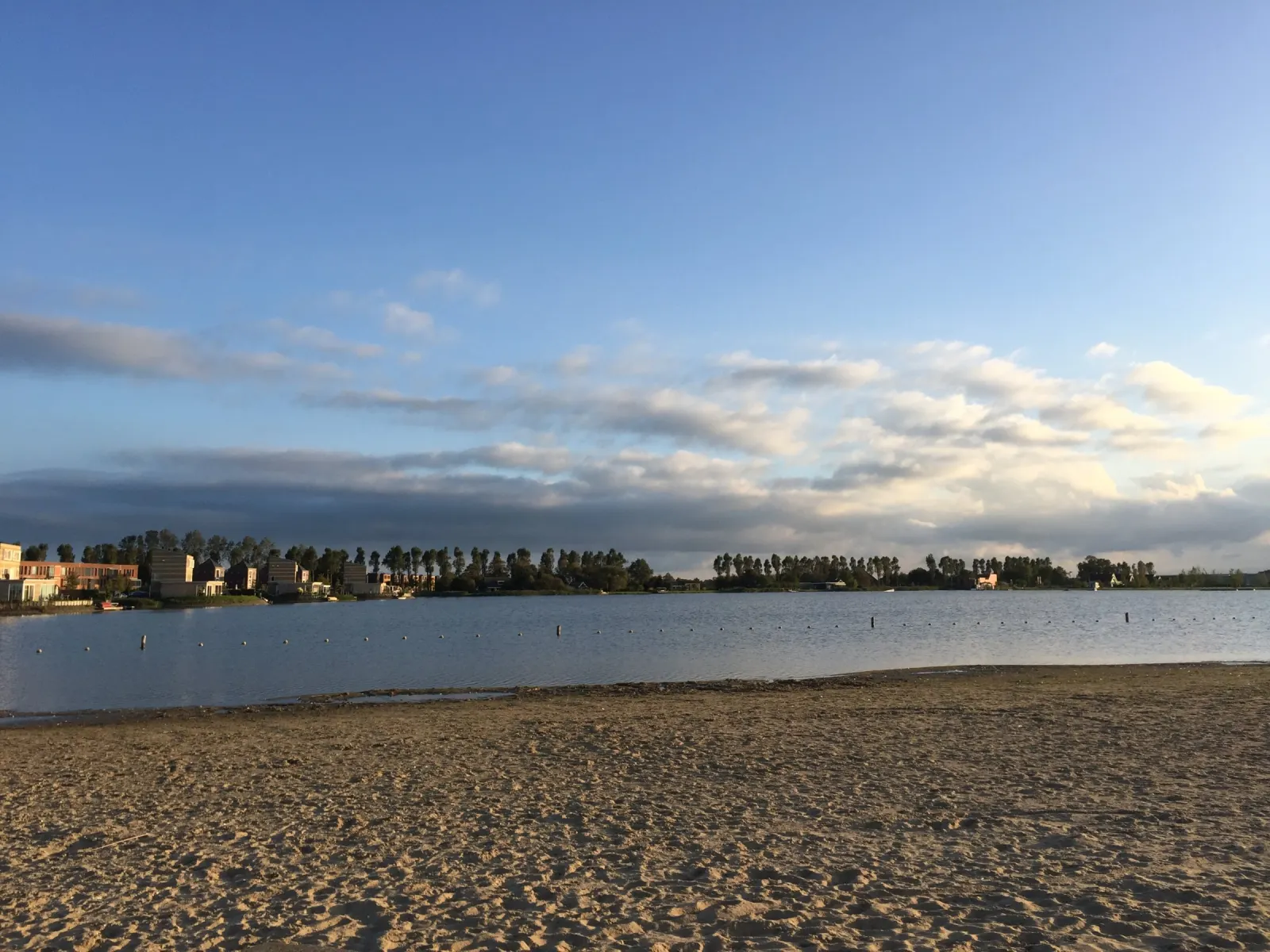 Zwembad Strand van Luna