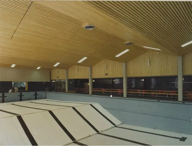 Does binnenbad oud.jpg