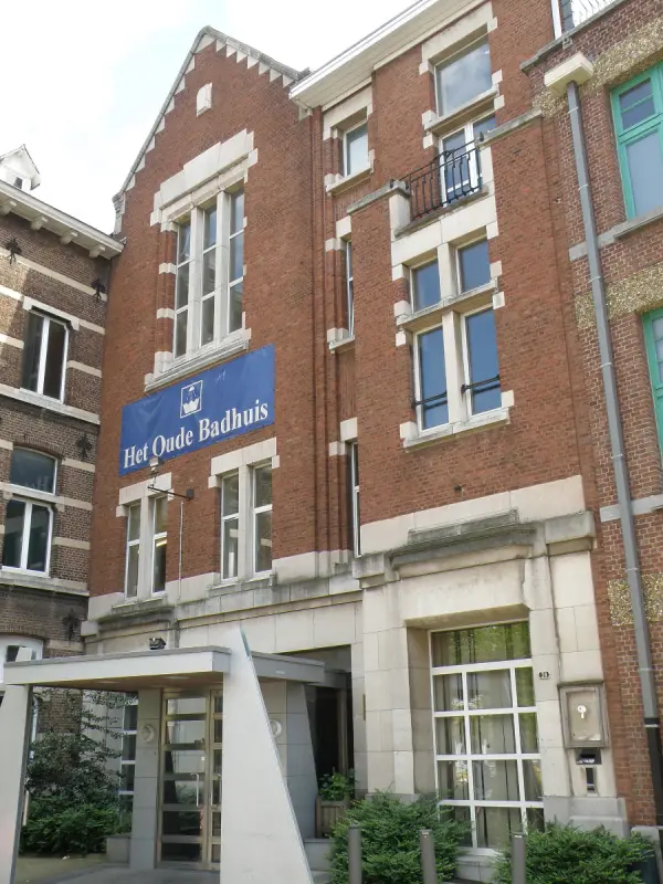 Antwerpen Zwembad Veldstraat13.JPG