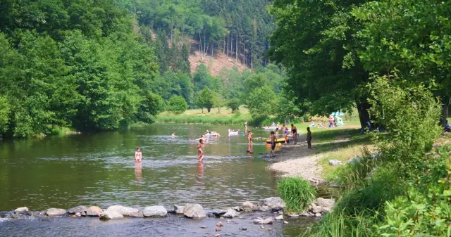 Zwembad Zone de baignade de Maboge
