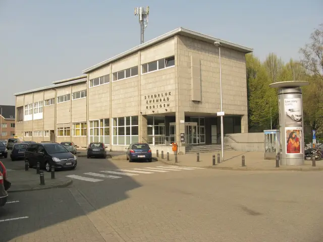 Zwembad Stedelijk Zwembad Rooigem